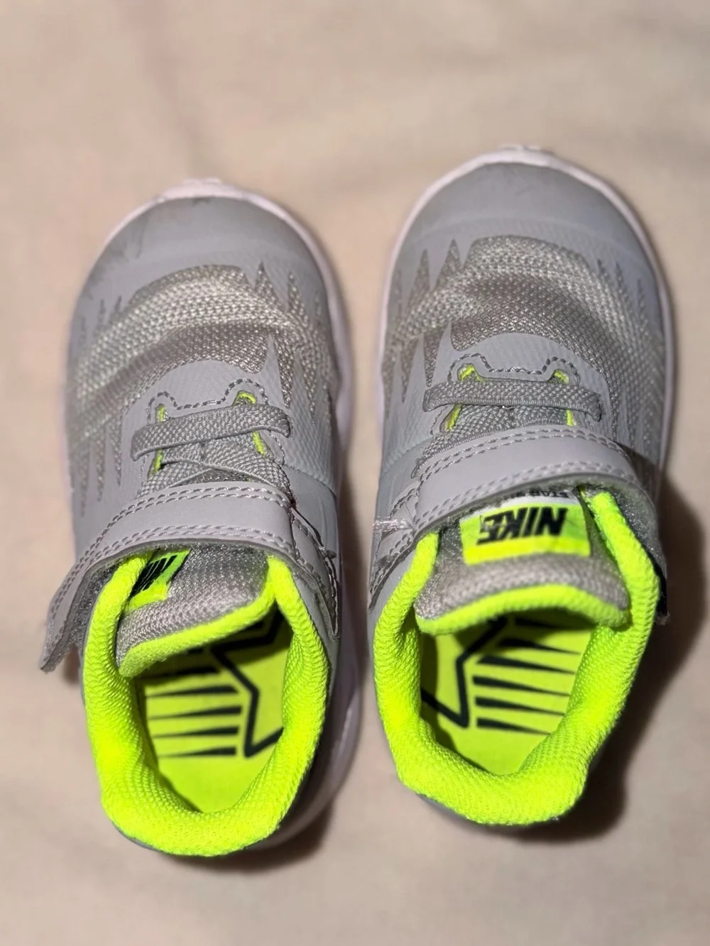 Nike Kids Star Runner Wolf Grey Volt